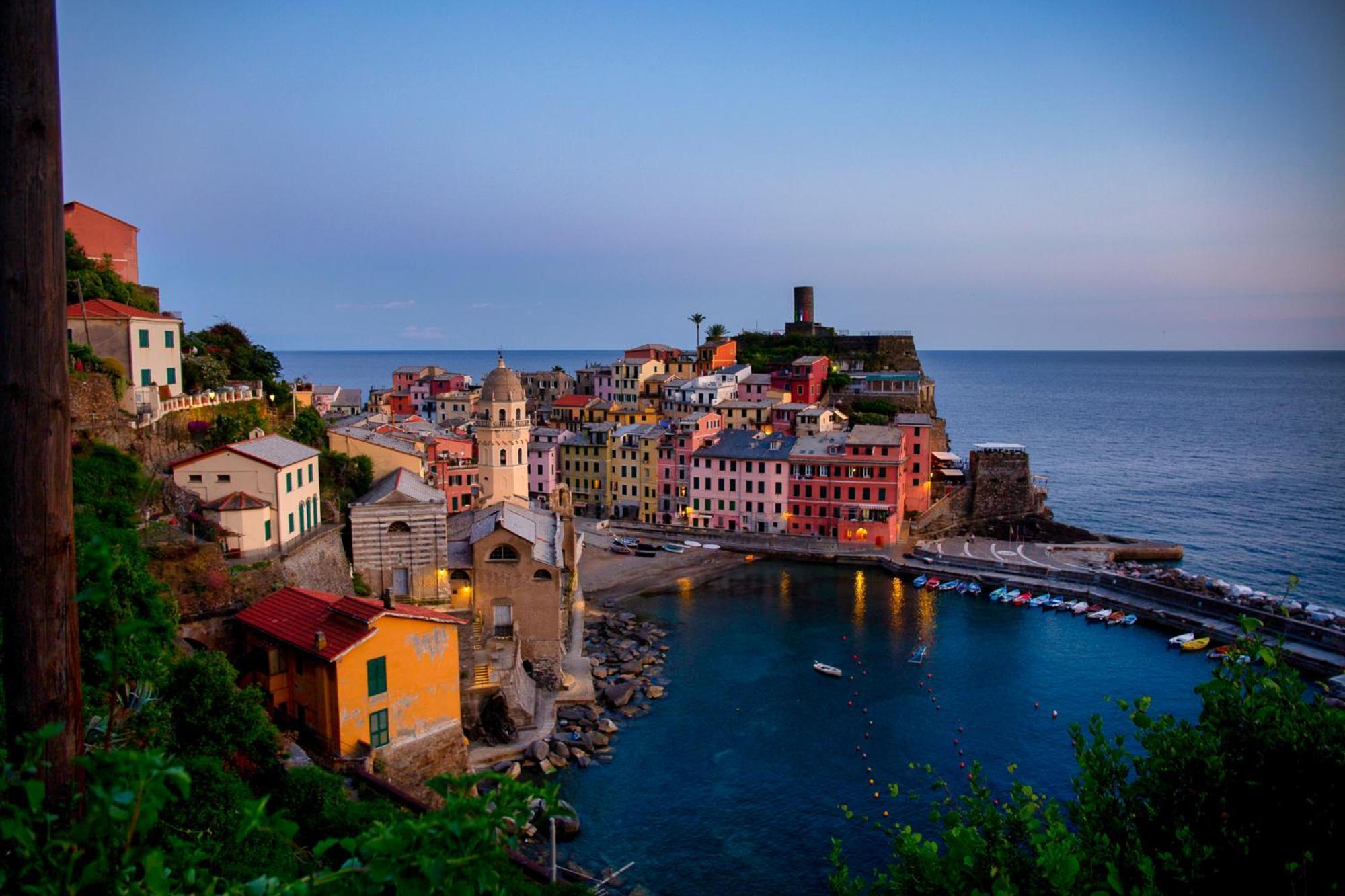 The Vernazza Main Plaza - Rooms & Suites Exterior foto